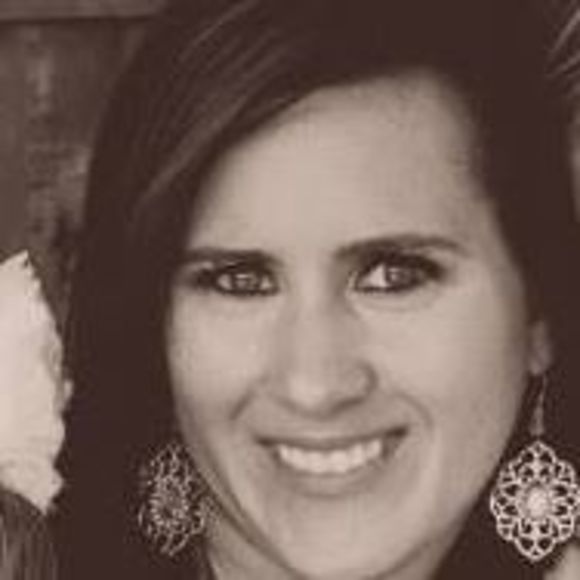 Meet your Posher, Michelle - Picture 1 of 1